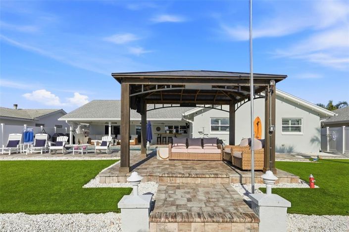 Image No.31-4 Bed Property for sale