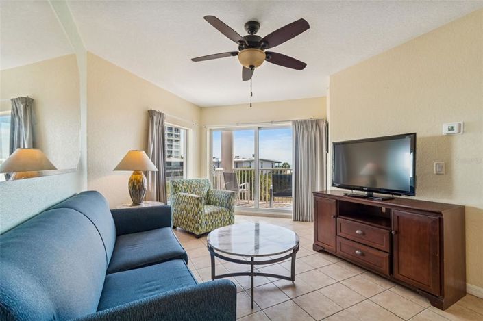 Image No.14-2 Bed Property for sale