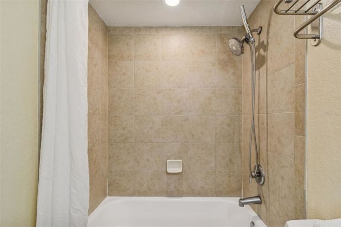 Image No.26-2 Bed Property for sale