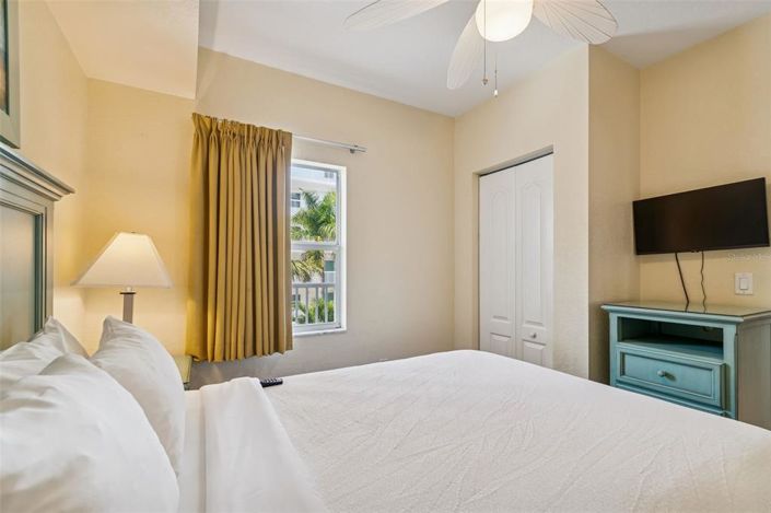 Image No.31-2 Bed Property for sale