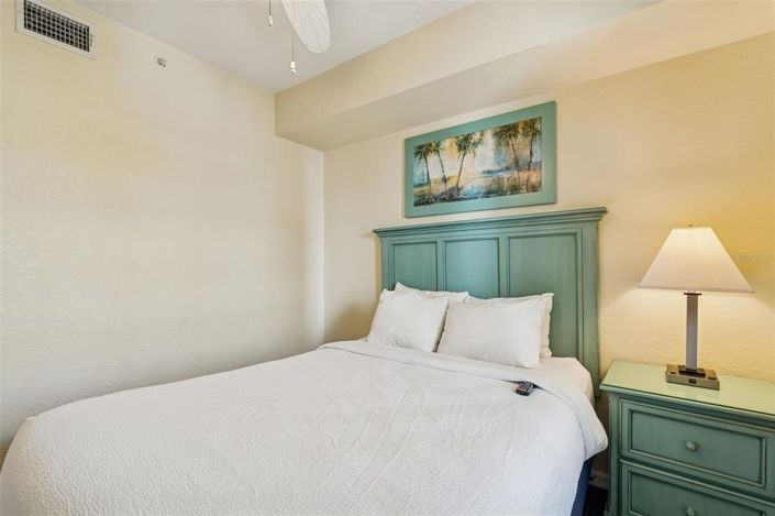 Image No.32-2 Bed Property for sale