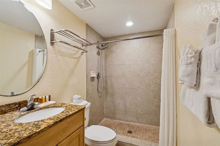 Image No.35-2 Bed Property for sale