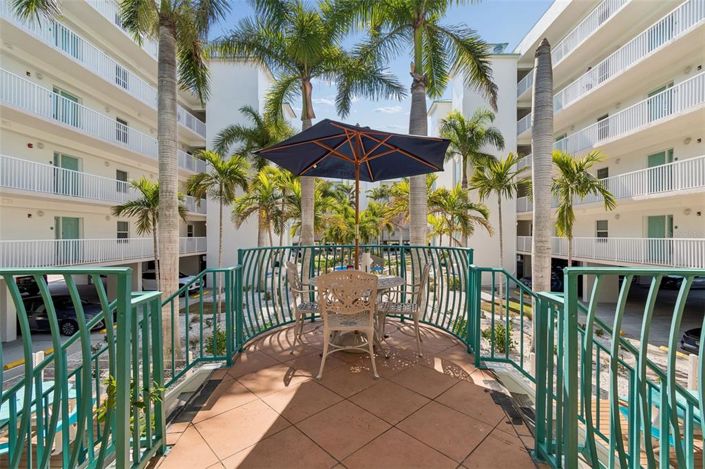 Image No.43-2 Bed Property for sale