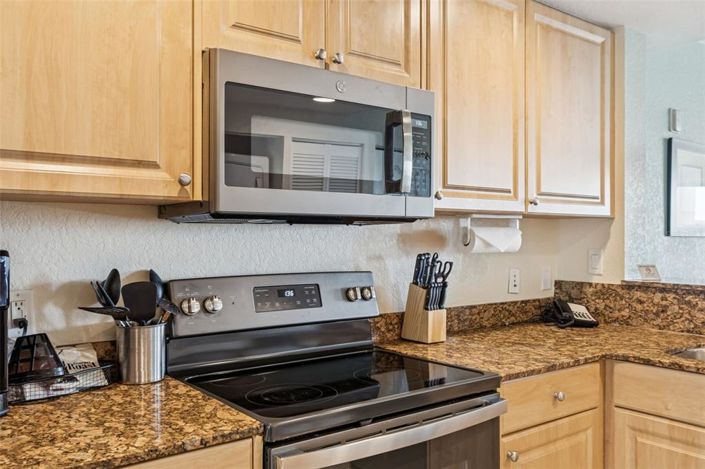 Image No.9-2 Bed Property for sale