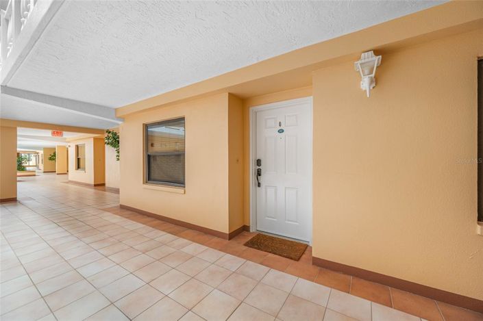 Image No.3-2 Bed Property for sale