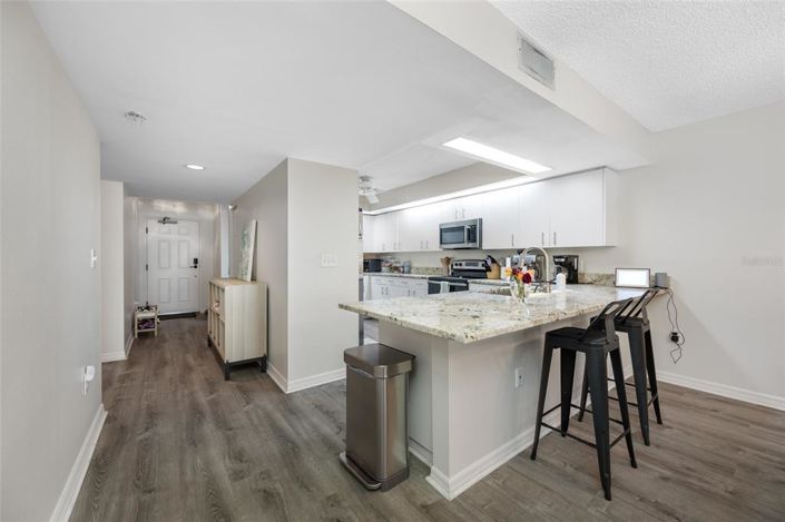 Image No.6-2 Bed Property for sale