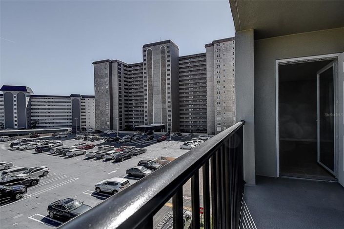 Image No.27-2 Bed Property for sale