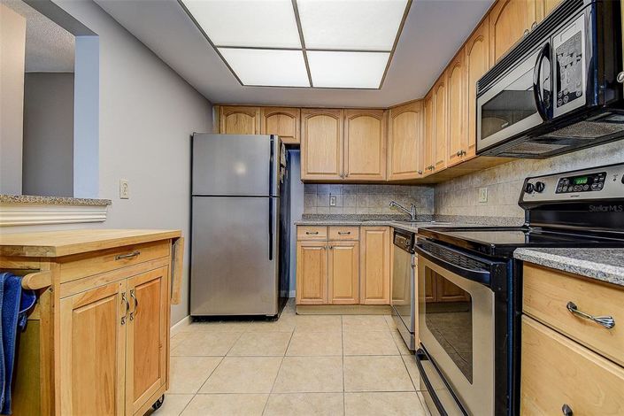 Image No.6-2 Bed Property for sale