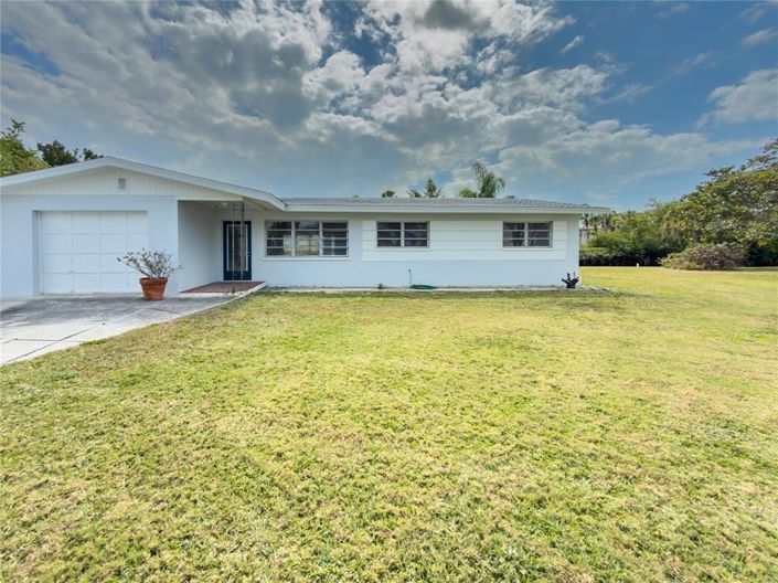 Image No.34-2 Bed Property for sale