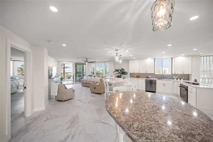 Image No.18-3 Bed Property for sale