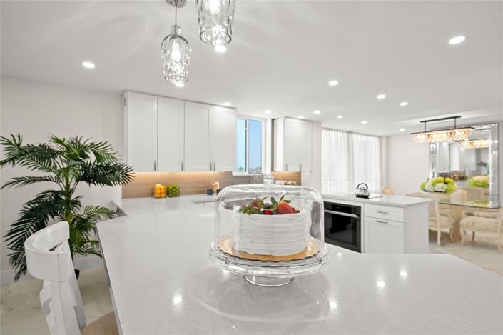 Image No.22-3 Bed Property for sale