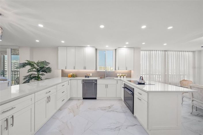 Image No.23-3 Bed Property for sale