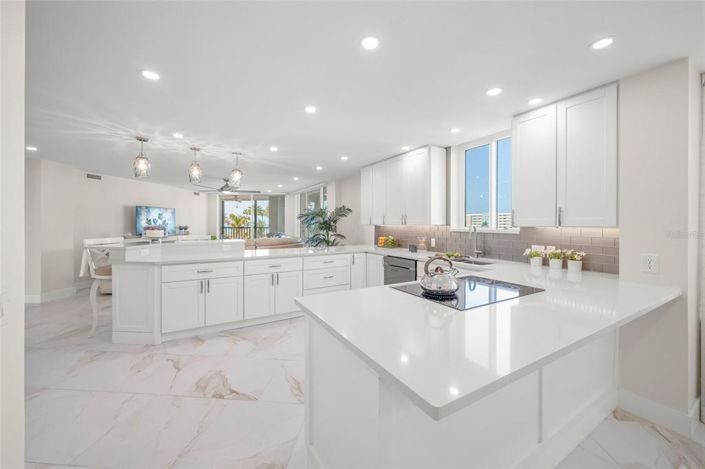 Image No.25-3 Bed Property for sale