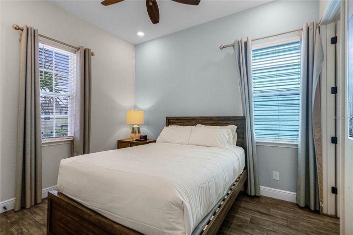 Image No.17-4 Bed Property for sale