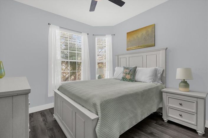 Image No.20-3 Bed Property for sale