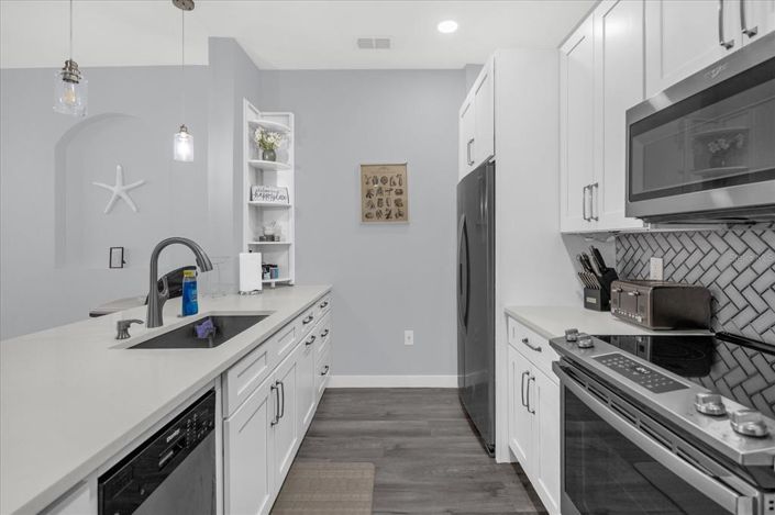 Image No.4-3 Bed Property for sale