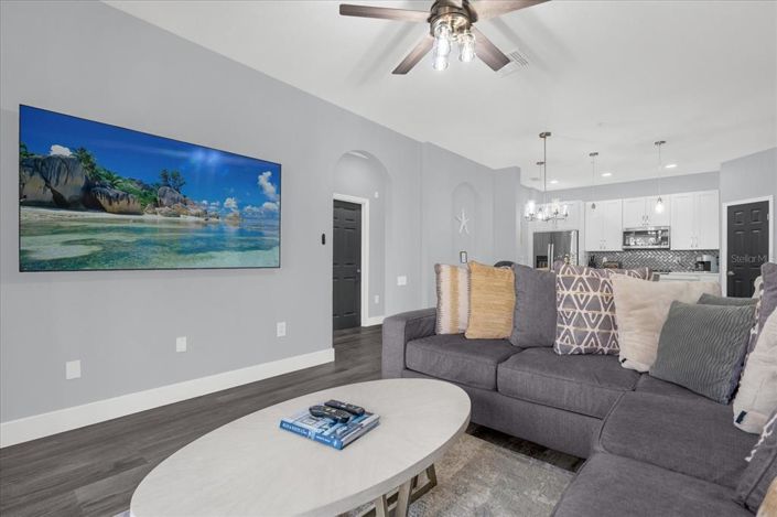 Image No.8-3 Bed Property for sale