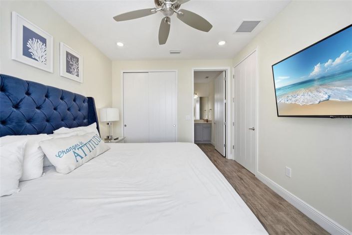 Image No.29-7 Bed Property for sale