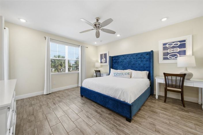 Image No.35-7 Bed Property for sale