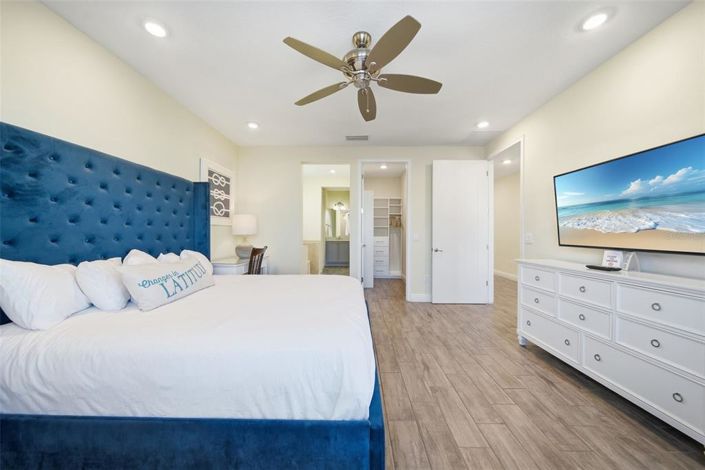 Image No.36-7 Bed Property for sale