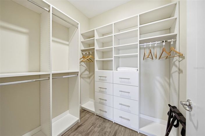 Image No.47-7 Bed Property for sale