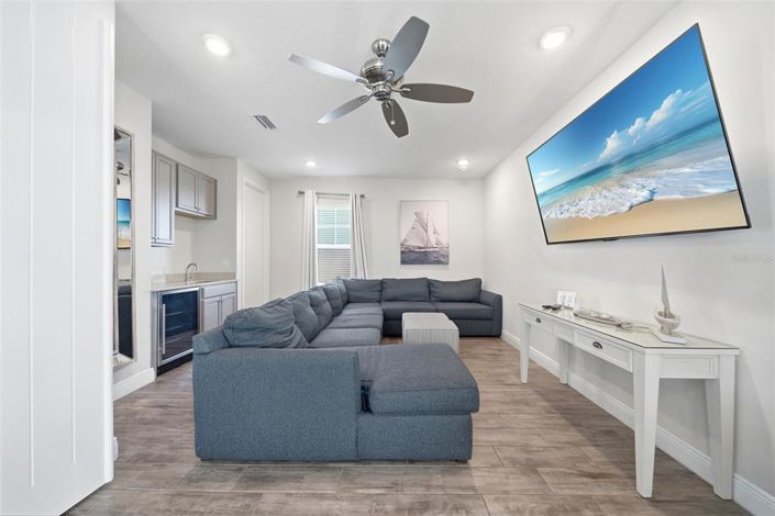 Image No.53-7 Bed Property for sale