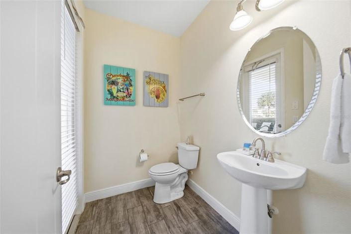 Image No.6-7 Bed Property for sale