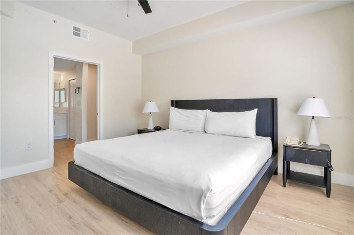 Image No.22-2 Bed Property for sale