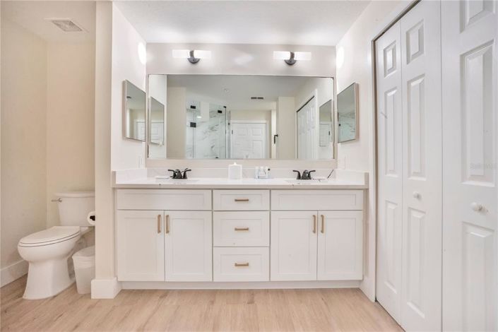 Image No.23-2 Bed Property for sale