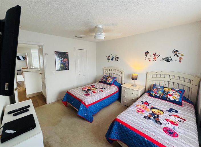 Image No.21-5 Bed Property for sale