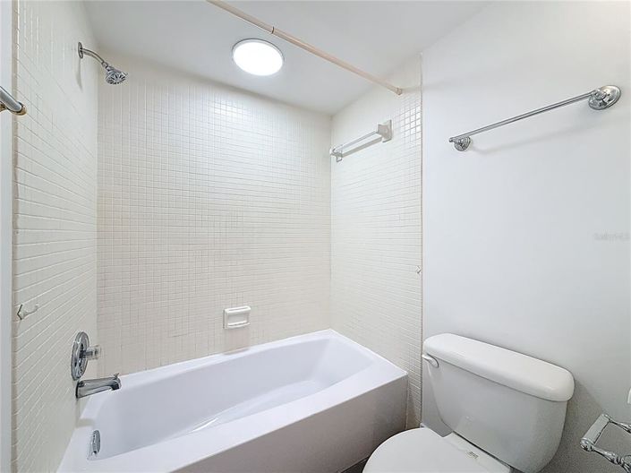 Image No.35-2 Bed Property for sale