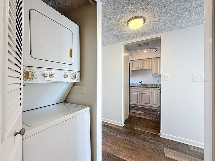 Image No.40-2 Bed Property for sale