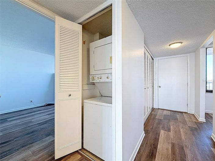 Image No.41-2 Bed Property for sale