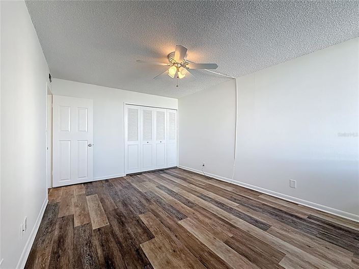 Image No.44-2 Bed Property for sale