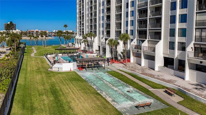 Image No.49-2 Bed Property for sale