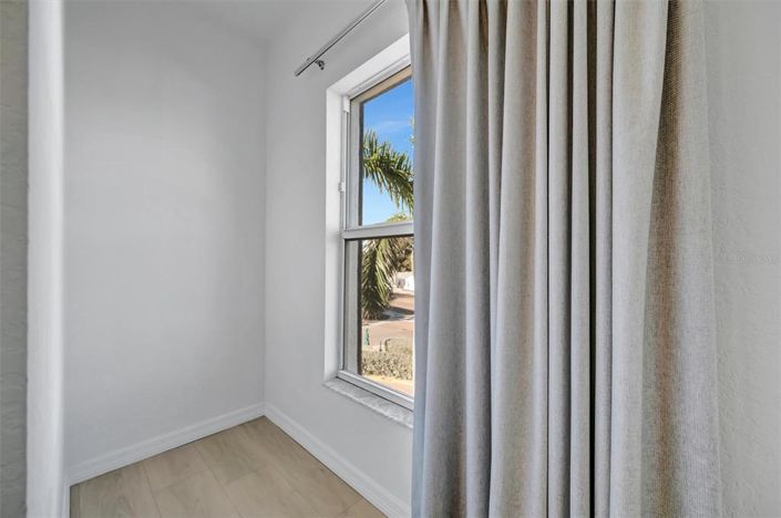 Image No.22-2 Bed Property for sale