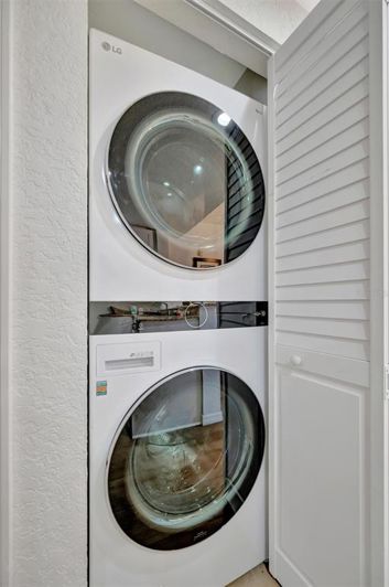 Image No.37-2 Bed Property for sale