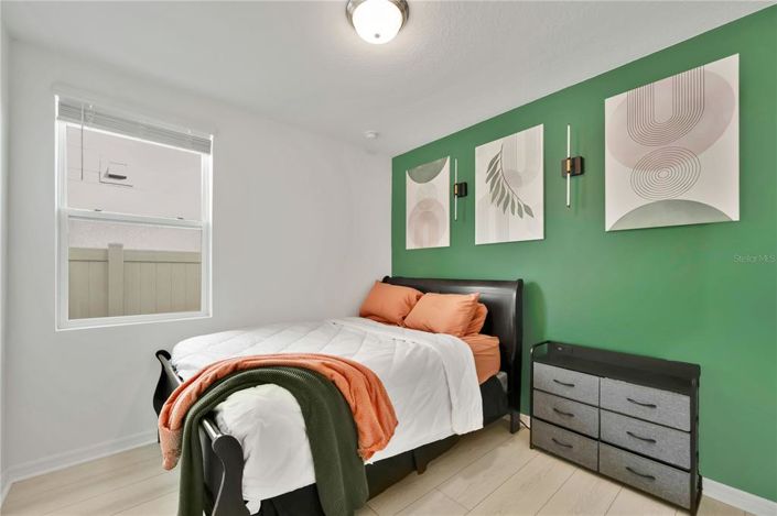 Image No.15-4 Bed Property for sale