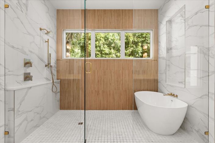 Image No.37-4 Bed Property for sale