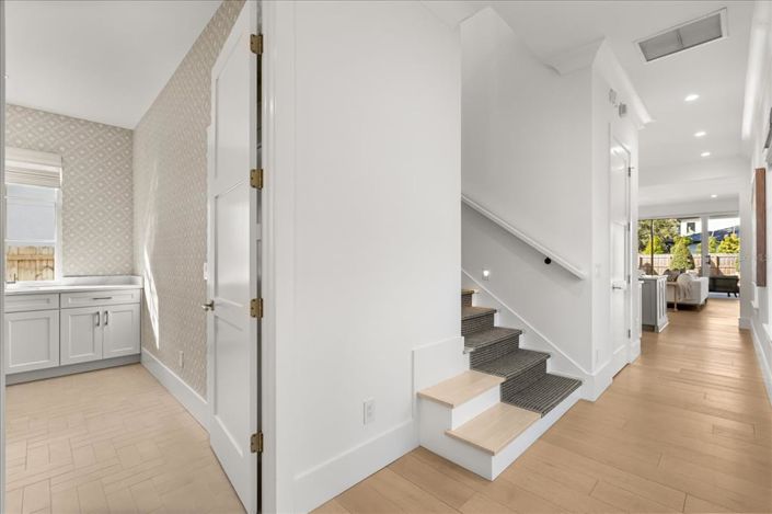 Image No.46-4 Bed Property for sale