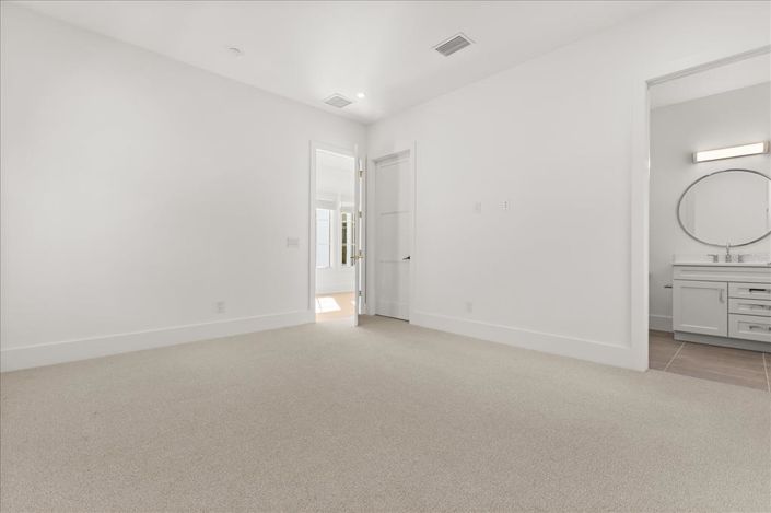 Image No.58-4 Bed Property for sale