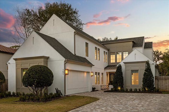 Image No.6-4 Bed Property for sale