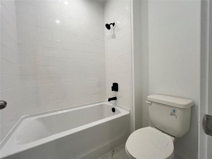 Image No.17-3 Bed Townhouse for sale