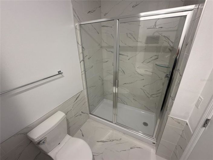 Image No.14-6 Bed Townhouse for sale