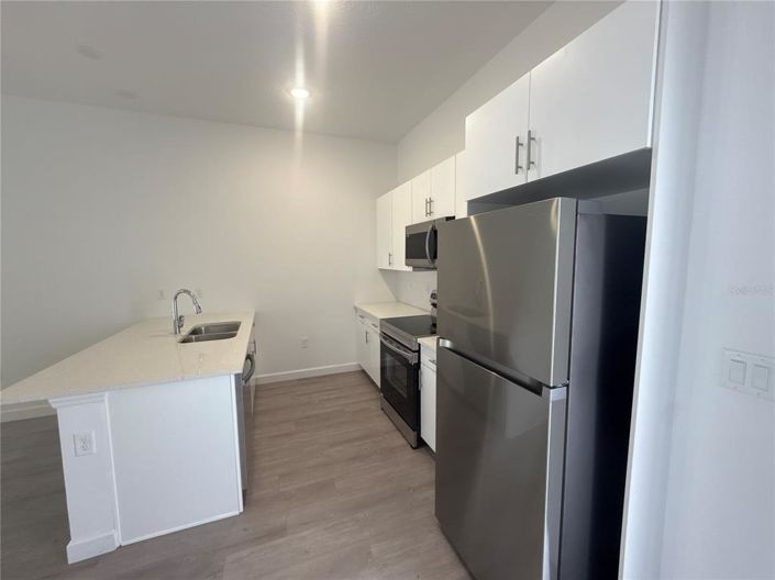 Image No.4-5 Bed Townhouse for sale