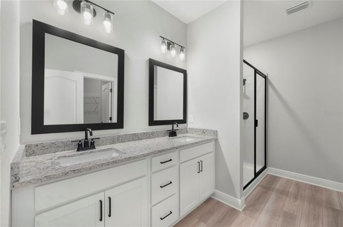 Image No.5-Propriété de 6 chambres à vendre à Kissimmee