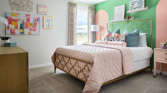 Image No.17-5 Bed Property for sale