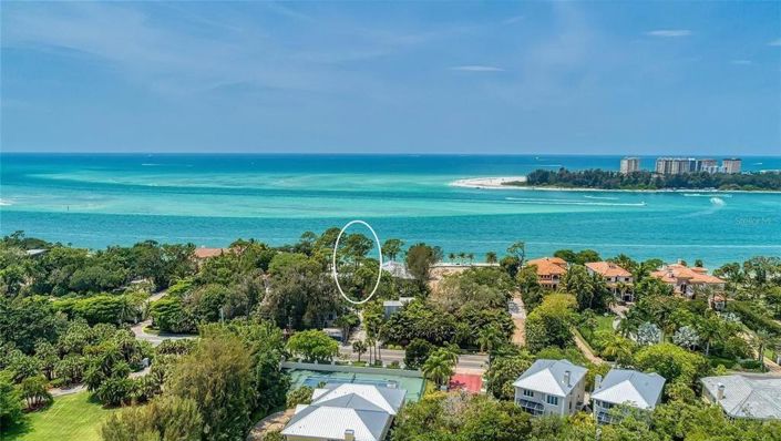 Image No.4-5 Bed Property for sale