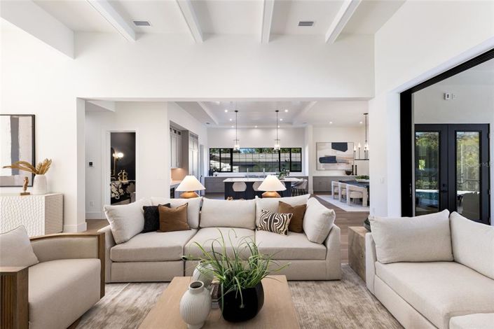 Image No.23-4 Bed Property for sale