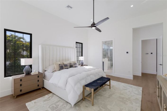 Image No.34-4 Bed Property for sale